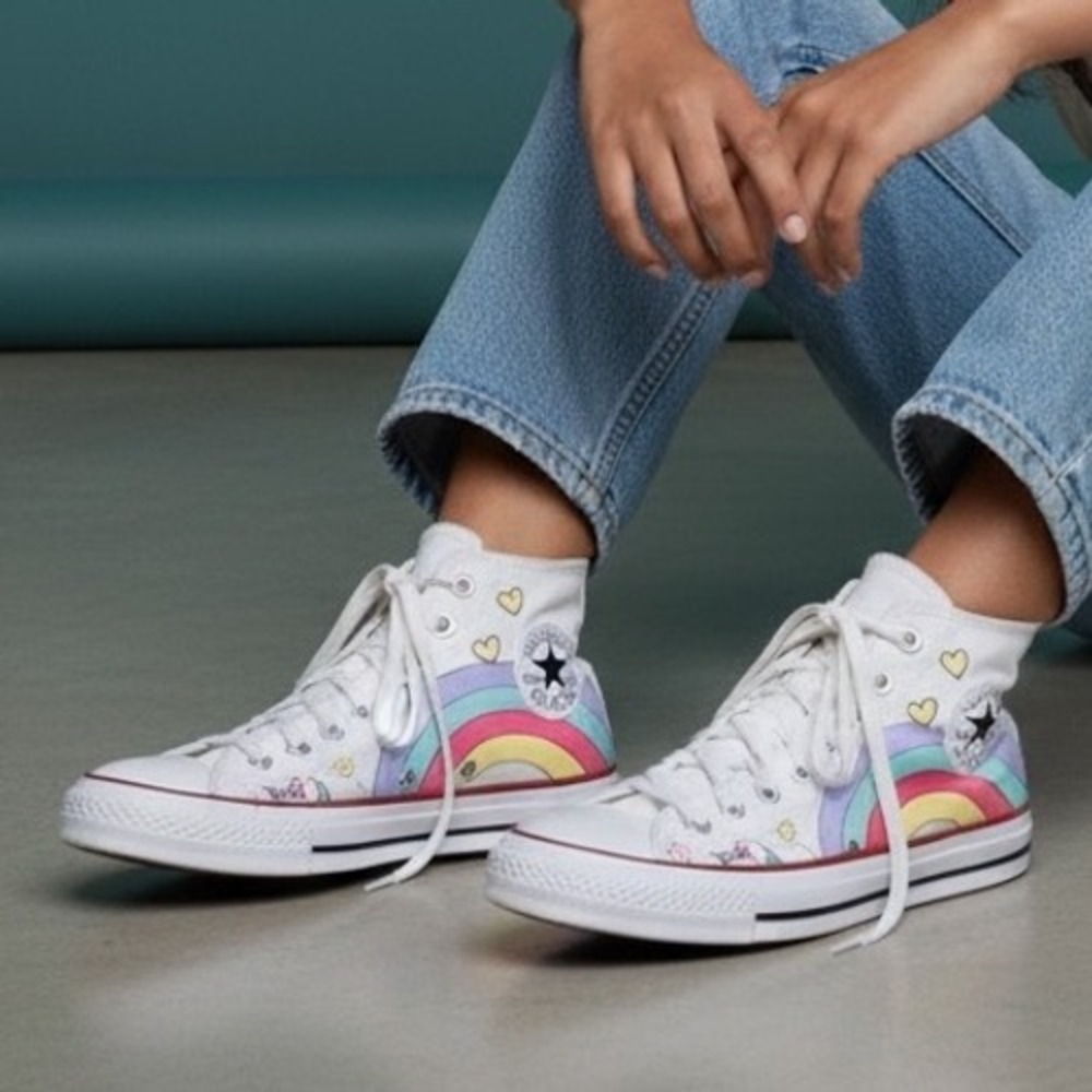 Girls Junior Converse Unicorn Rainbow CTAS Hi Sneakers Style: 663994C Size US 2‎